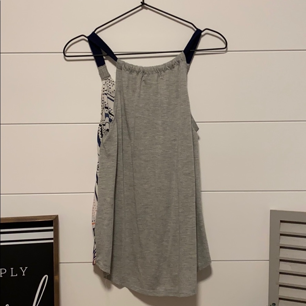 Flowy Tank Top - Picture 2 of 3